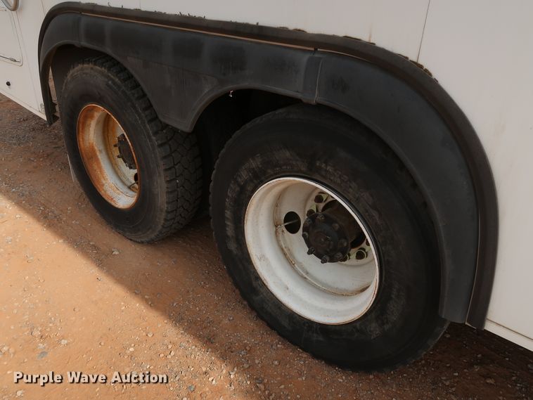 image for item DK3580 2002 Peterbilt 330  mobile command center