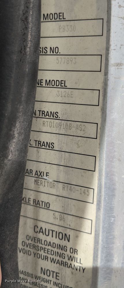 image for item DK3580 2002 Peterbilt 330  mobile command center