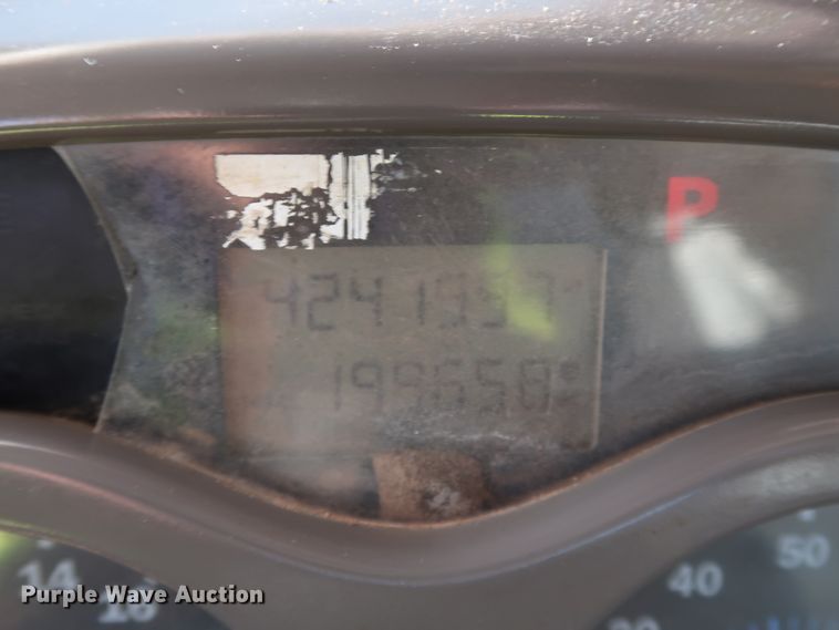 image for item DK3586 2006 Mack CHN613  semi truck