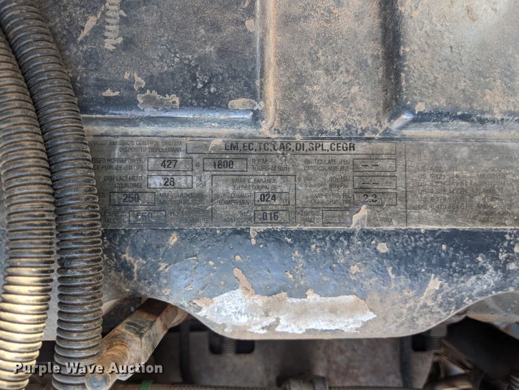 image for item DK3586 2006 Mack CHN613  semi truck