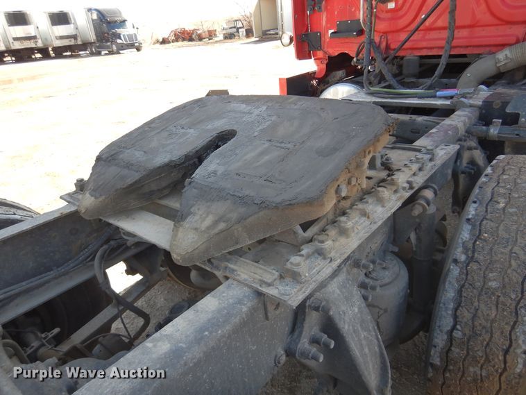 image for item DK4248 2013 Freightliner Cascadia 125  semi truck