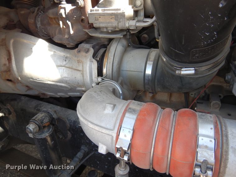 image for item DK4248 2013 Freightliner Cascadia 125  semi truck