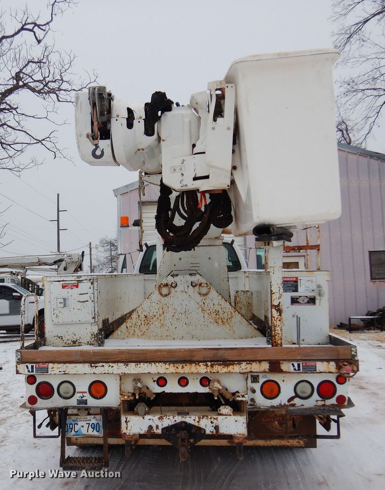 image for item DK4286 2006 Ford F750 Super Duty  bucket truck