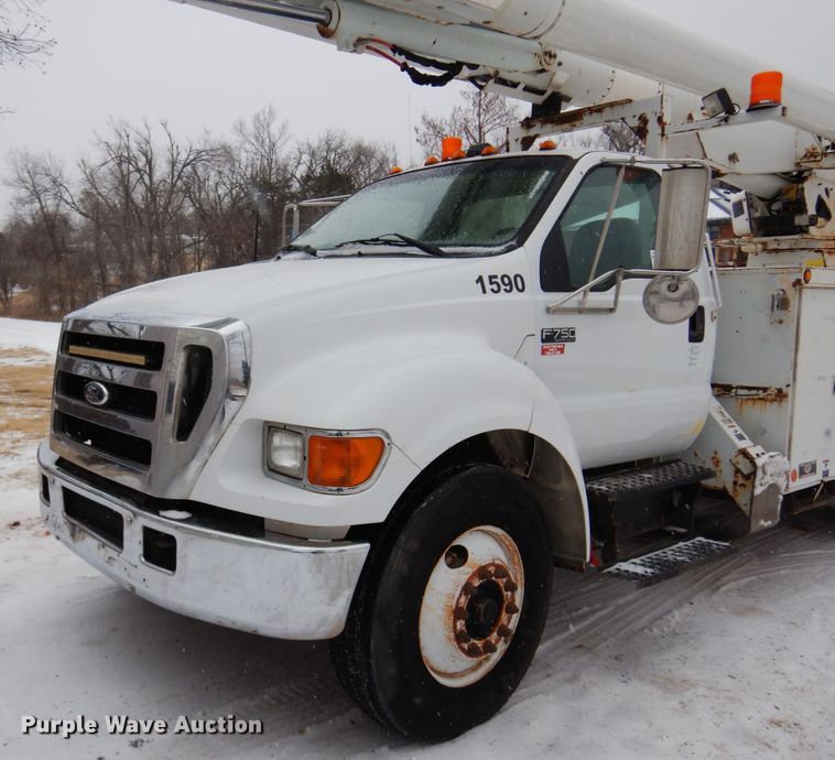 image for item DK4286 2006 Ford F750 Super Duty  bucket truck