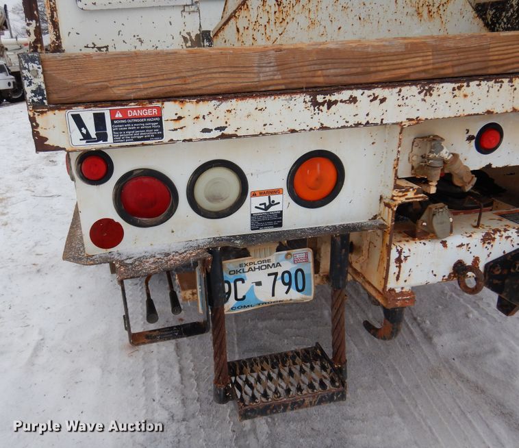 image for item DK4286 2006 Ford F750 Super Duty  bucket truck