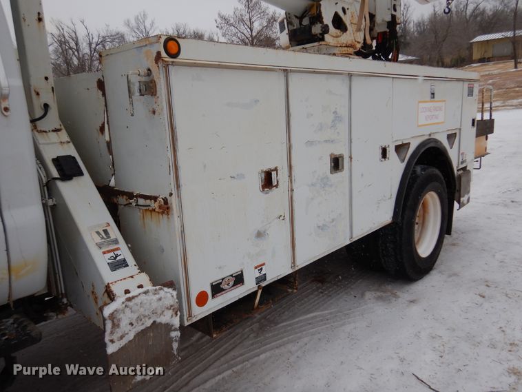 image for item DK4286 2006 Ford F750 Super Duty  bucket truck