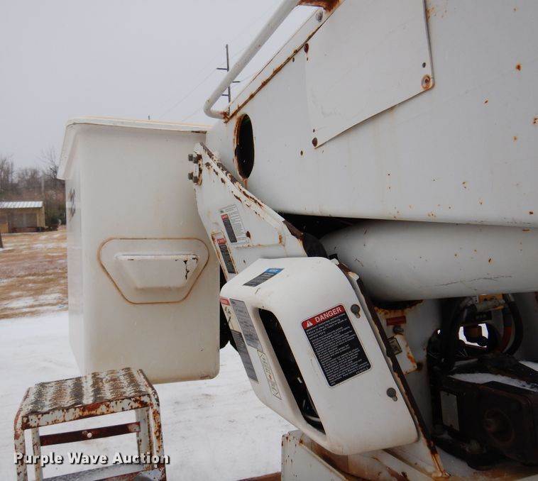 image for item DK4286 2006 Ford F750 Super Duty  bucket truck