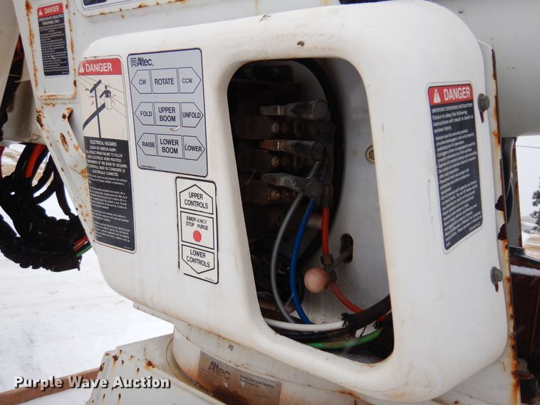 image for item DK4286 2006 Ford F750 Super Duty  bucket truck