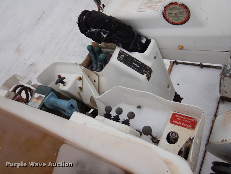 image for item DK4286 2006 Ford F750 Super Duty  bucket truck