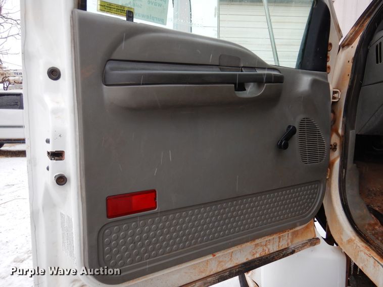 image for item DK4286 2006 Ford F750 Super Duty  bucket truck