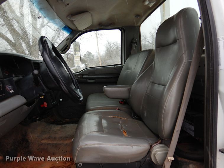 image for item DK4286 2006 Ford F750 Super Duty  bucket truck