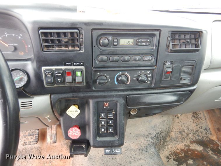 image for item DK4286 2006 Ford F750 Super Duty  bucket truck