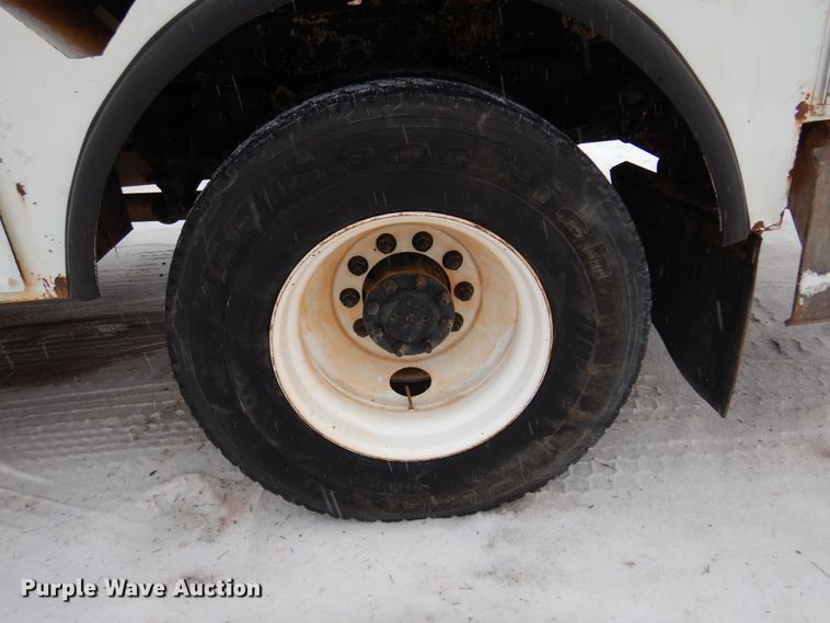 image for item DK4286 2006 Ford F750 Super Duty  bucket truck