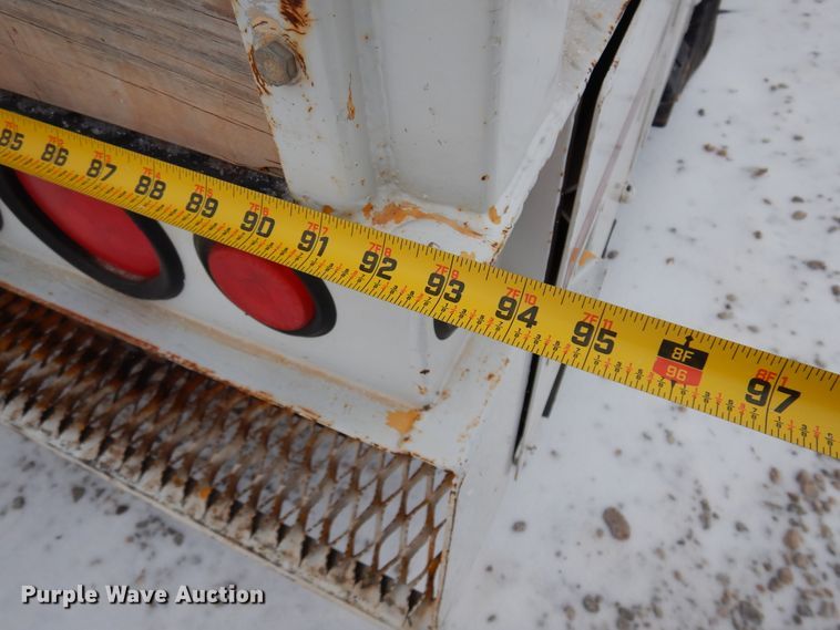 image for item DK4287 2006 International 4300  bucket truck