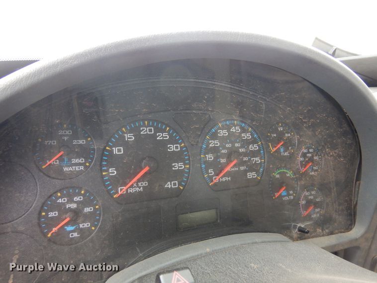 image for item DK4287 2006 International 4300  bucket truck