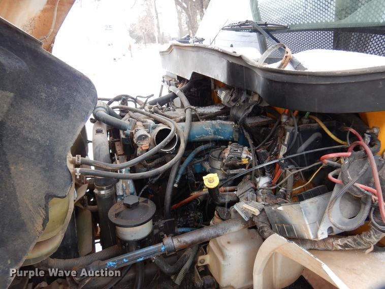 image for item DK4287 2006 International 4300  bucket truck