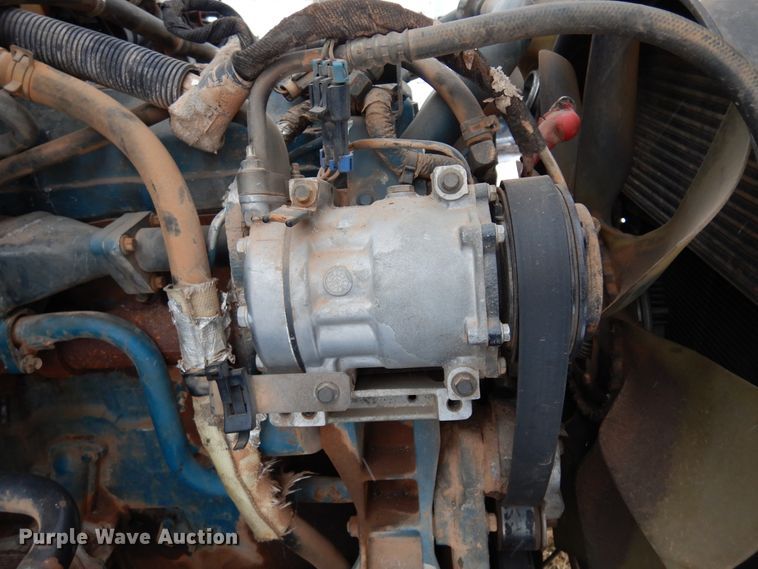 image for item DK4287 2006 International 4300  bucket truck