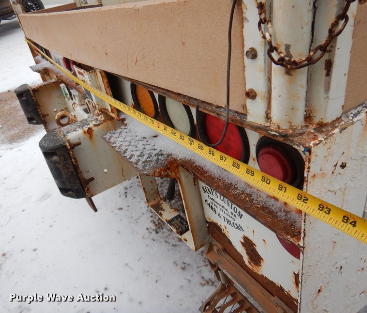 image for item DK4288 2006 International 4400  bucket truck