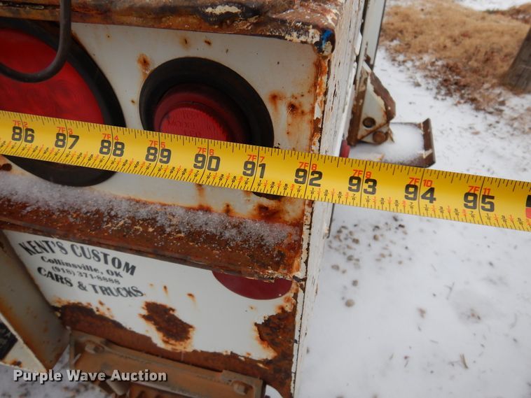 image for item DK4288 2006 International 4400  bucket truck