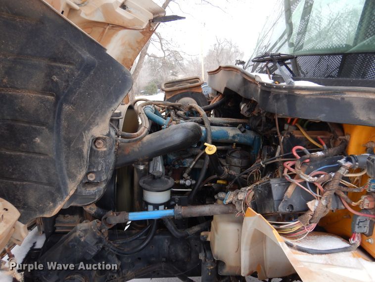 image for item DK4289 2006 International 4300  bucket truck