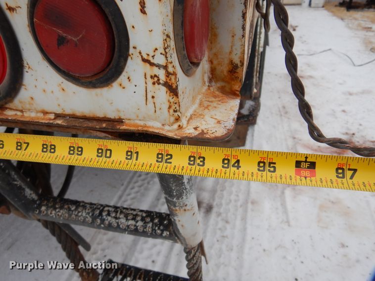 image for item DK4290 2006 International 7300  digger derrick truck