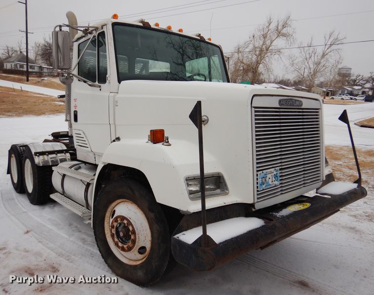 image for item DK4291 1994 Freightliner FLC112  winch truck