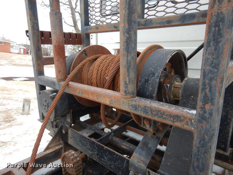 image for item DK4291 1994 Freightliner FLC112  winch truck