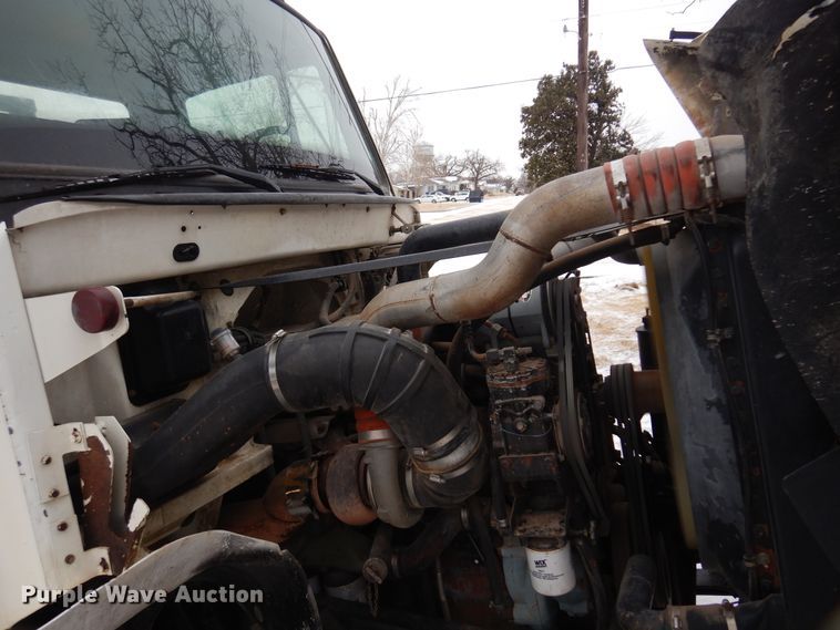 image for item DK4291 1994 Freightliner FLC112  winch truck