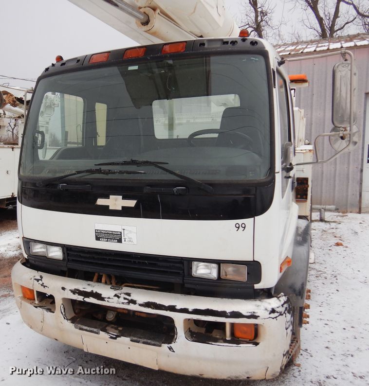 image for item DK4292 2001 Chevrolet T8500  bucket truck