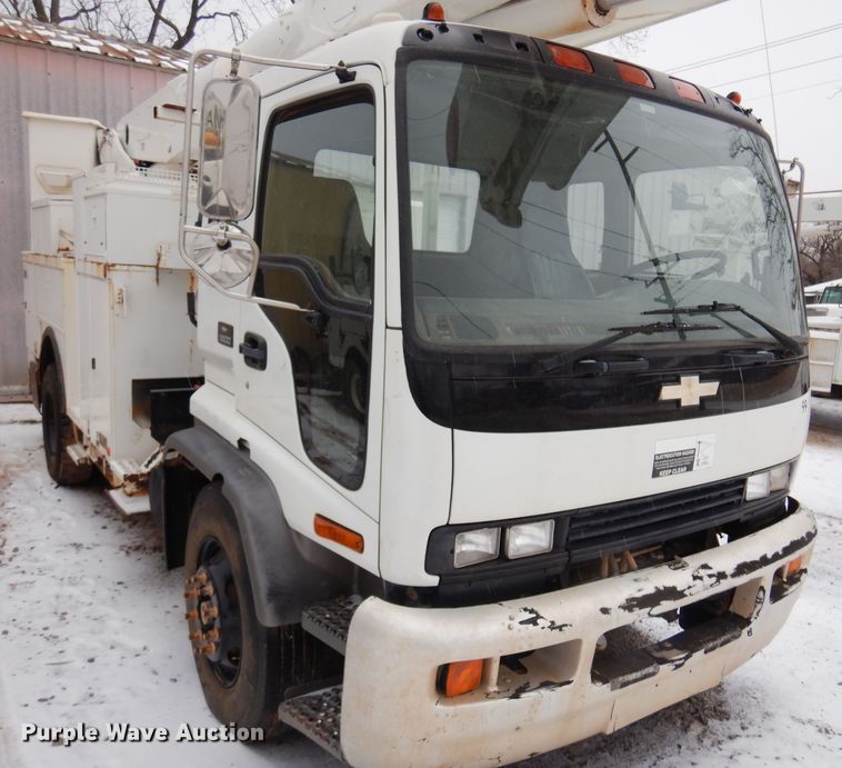 image for item DK4292 2001 Chevrolet T8500  bucket truck