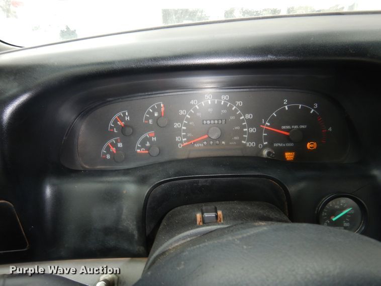 image for item DK4293 2001 Ford F750 Super Duty  digger derrick truck