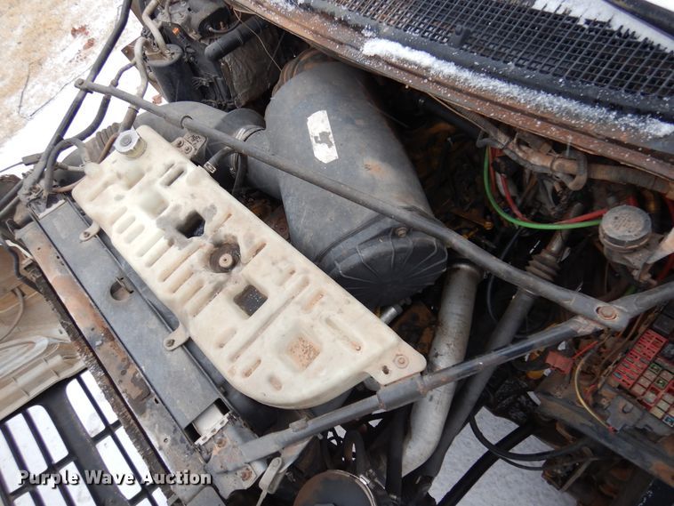 image for item DK4293 2001 Ford F750 Super Duty  digger derrick truck