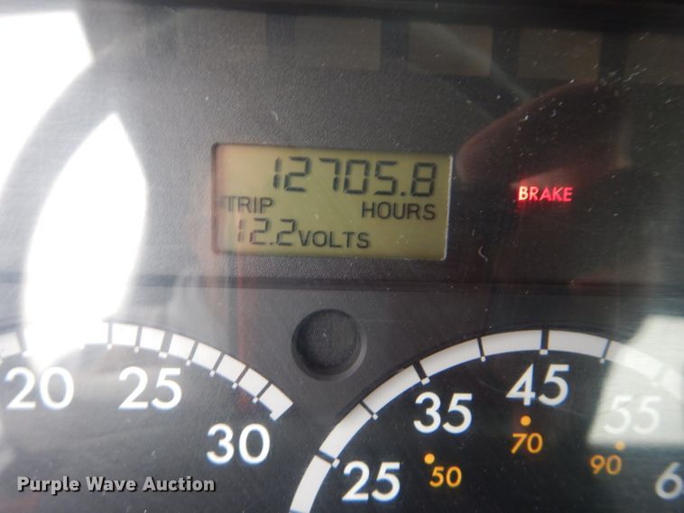 image for item DM4405 2007 Freightliner Business Class M2  truck cab and chassis