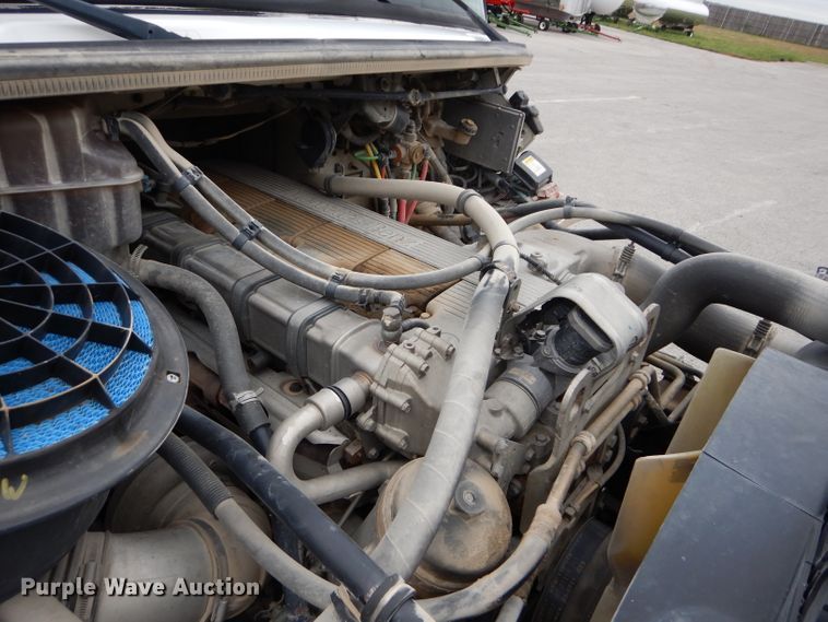 image for item DM4405 2007 Freightliner Business Class M2  truck cab and chassis