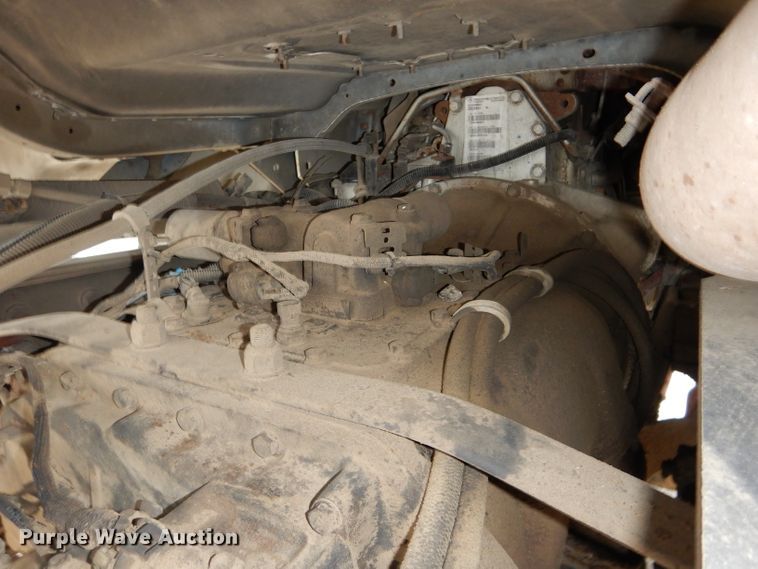 image for item DM4405 2007 Freightliner Business Class M2  truck cab and chassis