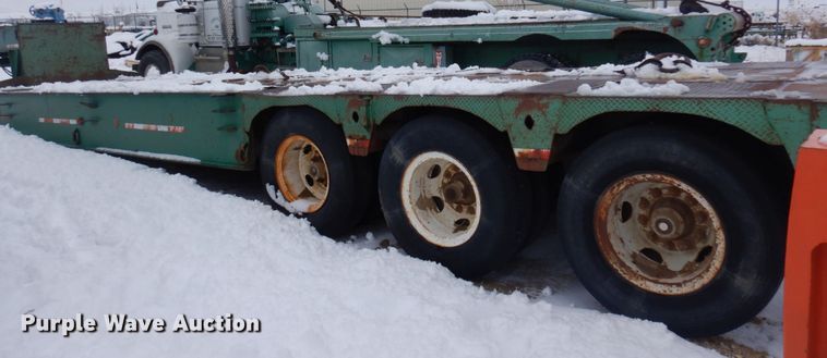 image for item DM5369 1981  Oilfield trailer