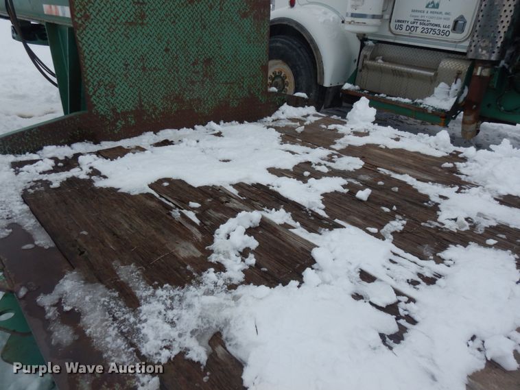 image for item DM5369 1981  Oilfield trailer