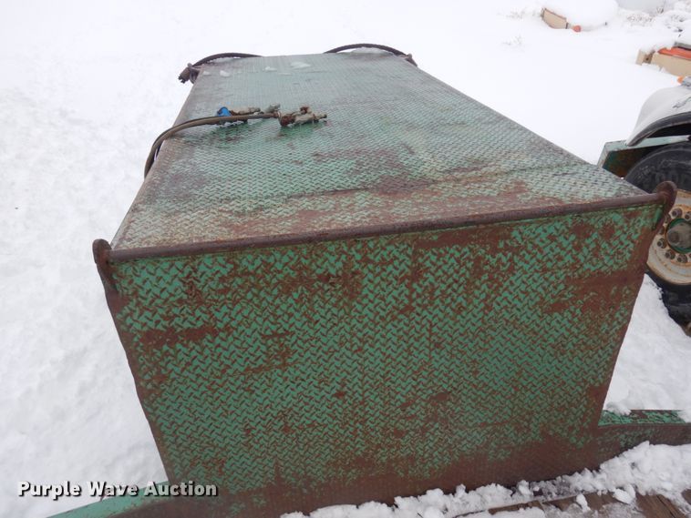 image for item DM5369 1981  Oilfield trailer