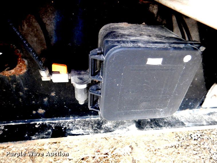 image for item DN1293 2014 Doonan 532NBLIDLFKB  drop deck trailer