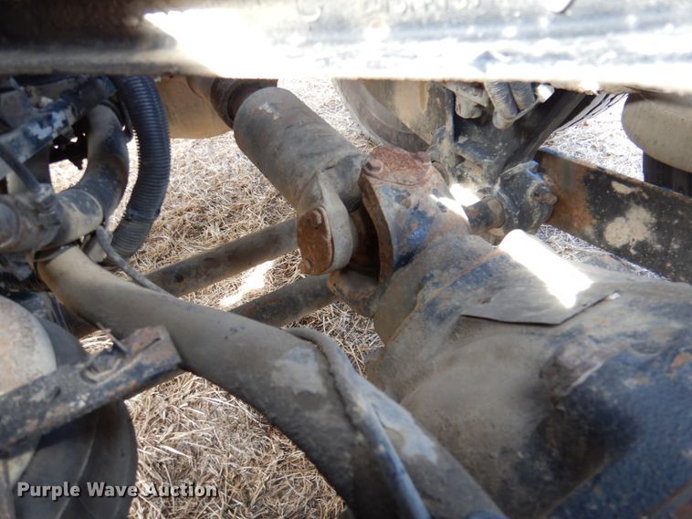 image for item DN1318 2001 Kenworth T800  semi truck