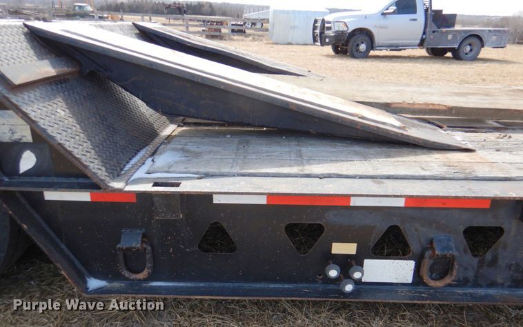 image for item DN1319 2007 Trail King TK70DGHT-502  lowboy equipment trailer