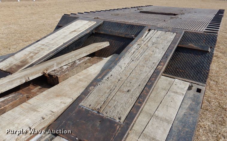 image for item DN1319 2007 Trail King TK70DGHT-502  lowboy equipment trailer