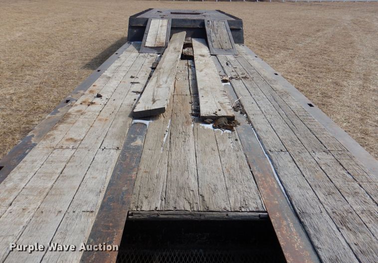 image for item DN1319 2007 Trail King TK70DGHT-502  lowboy equipment trailer