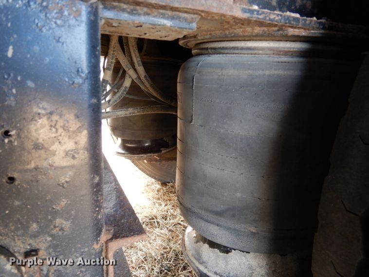 image for item DN1319 2007 Trail King TK70DGHT-502  lowboy equipment trailer