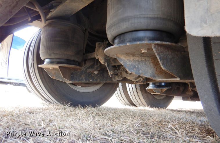 image for item DN1319 2007 Trail King TK70DGHT-502  lowboy equipment trailer