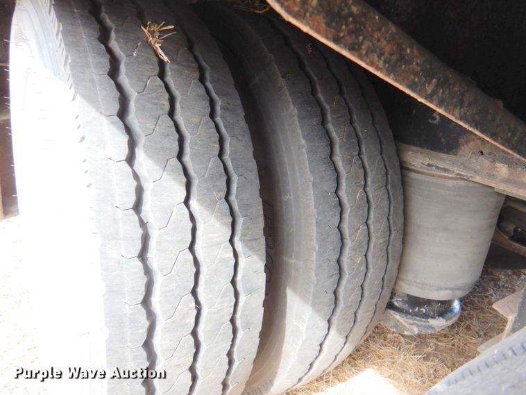 image for item DN1319 2007 Trail King TK70DGHT-502  lowboy equipment trailer