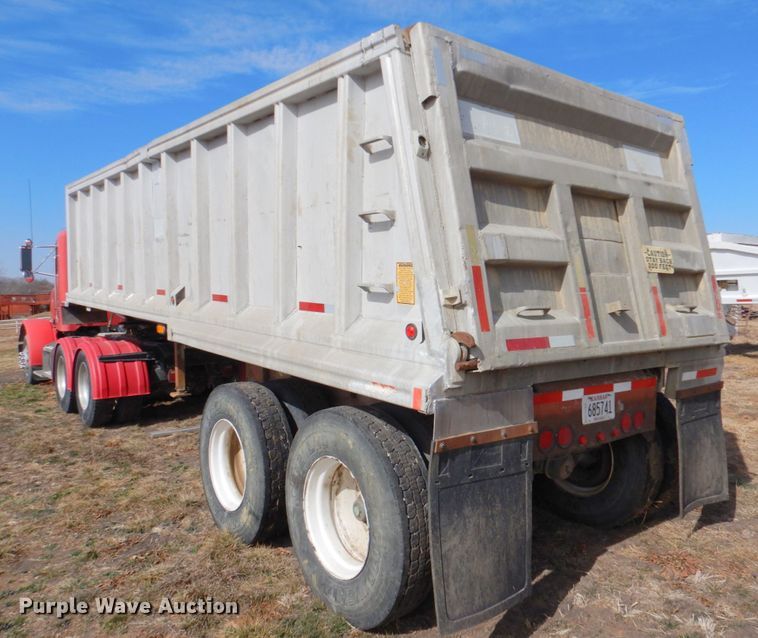 image for item DN1320 1998 Mate Inc.  end dump trailer