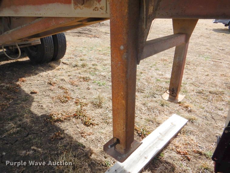 image for item DN1320 1998 Mate Inc.  end dump trailer