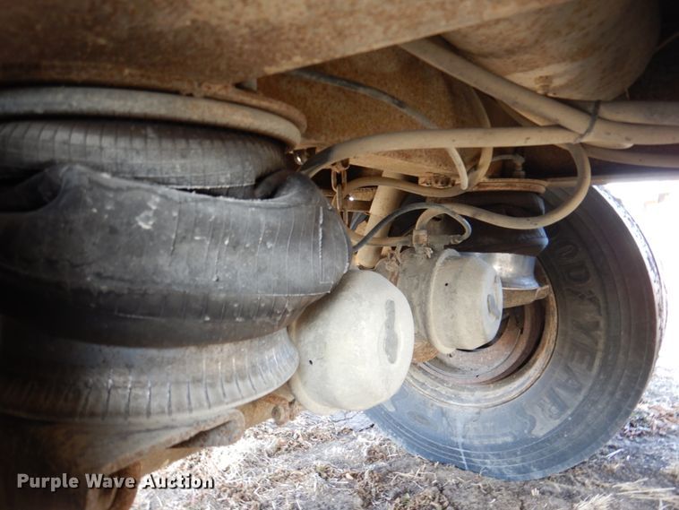 image for item DN1320 1998 Mate Inc.  end dump trailer