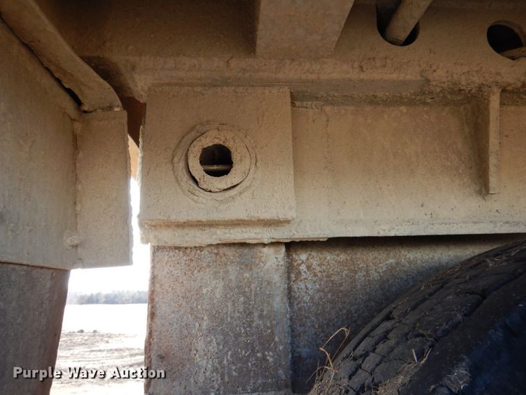 image for item DN1320 1998 Mate Inc.  end dump trailer